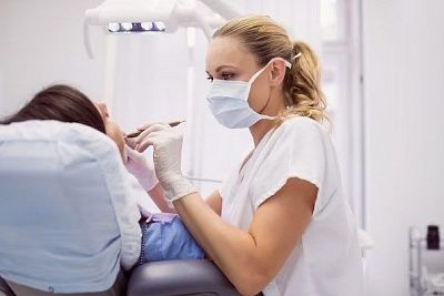 Есть ли риск заразиться коронавирусом у стоматолога? 